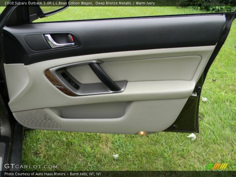 Door Panel of 2008 Outback 3.0R L.L.Bean Edition Wagon