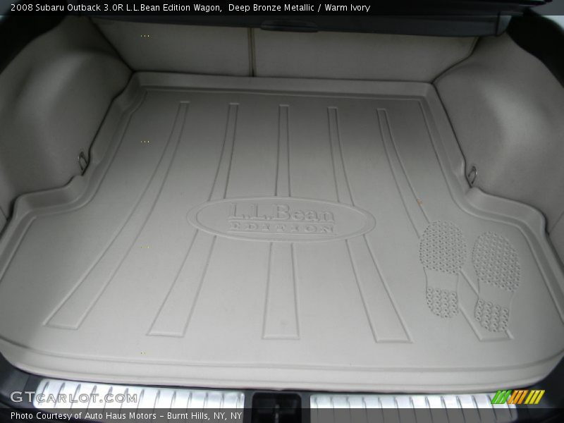  2008 Outback 3.0R L.L.Bean Edition Wagon Trunk