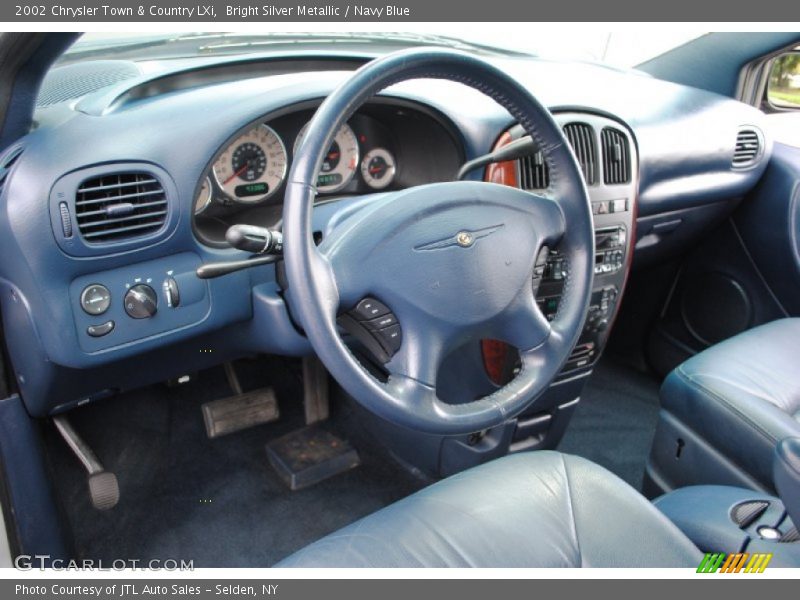 Bright Silver Metallic / Navy Blue 2002 Chrysler Town & Country LXi
