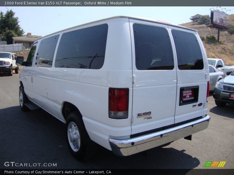 Oxford White / Medium Flint 2009 Ford E Series Van E150 XLT Passenger