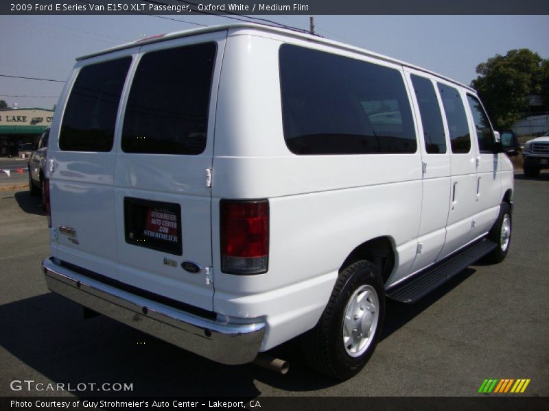 Oxford White / Medium Flint 2009 Ford E Series Van E150 XLT Passenger