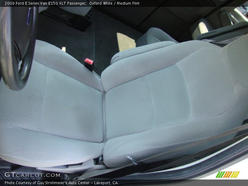 Oxford White / Medium Flint 2009 Ford E Series Van E150 XLT Passenger