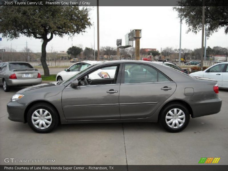 Phantom Gray Pearl / Gray 2005 Toyota Camry LE
