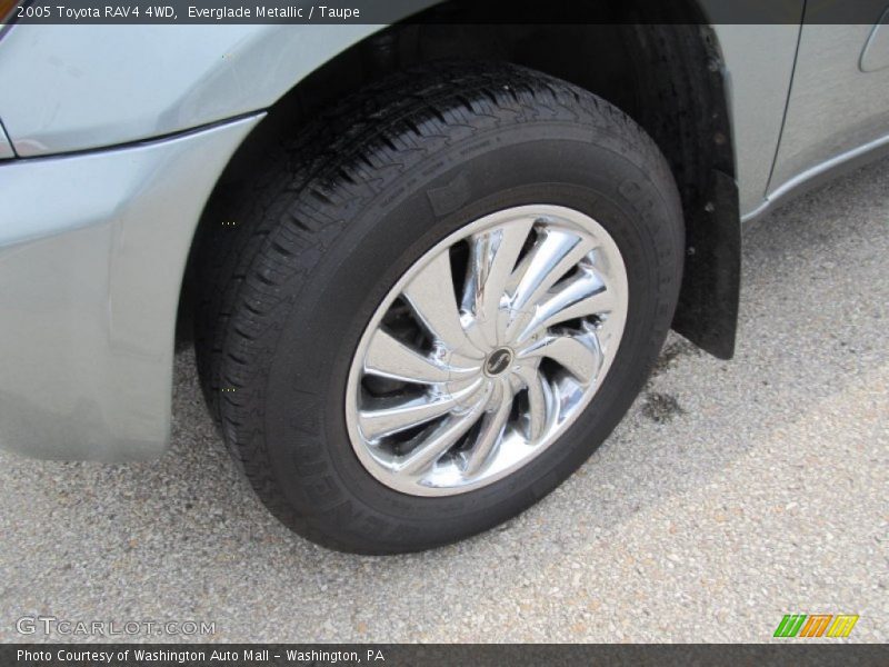 Everglade Metallic / Taupe 2005 Toyota RAV4 4WD