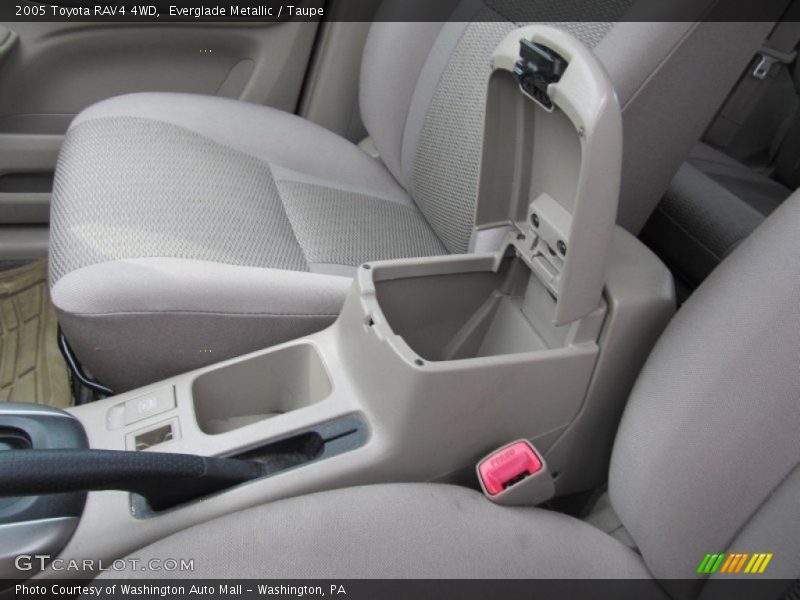 Everglade Metallic / Taupe 2005 Toyota RAV4 4WD