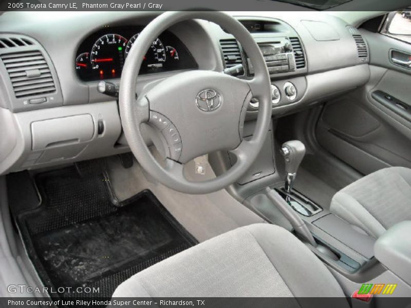 Phantom Gray Pearl / Gray 2005 Toyota Camry LE