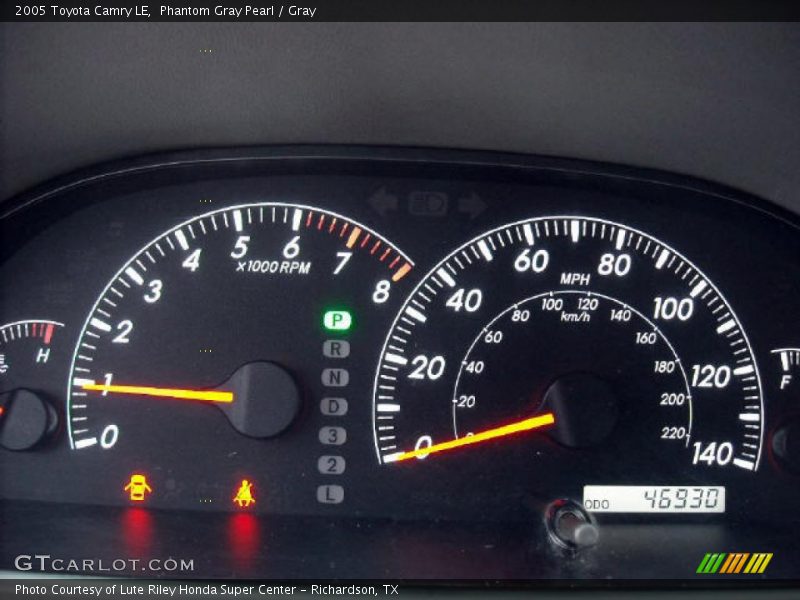 Phantom Gray Pearl / Gray 2005 Toyota Camry LE