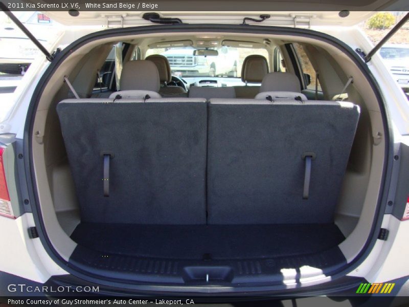 White Sand Beige / Beige 2011 Kia Sorento LX V6