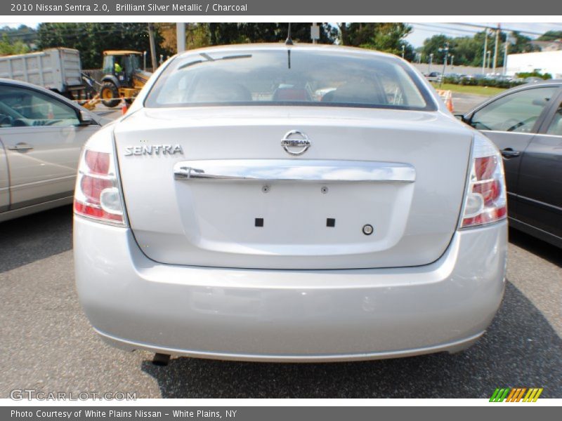 Brilliant Silver Metallic / Charcoal 2010 Nissan Sentra 2.0