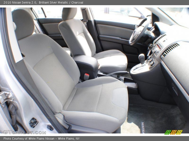 Brilliant Silver Metallic / Charcoal 2010 Nissan Sentra 2.0