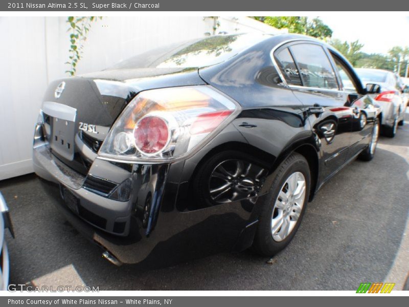 Super Black / Charcoal 2011 Nissan Altima 2.5 SL