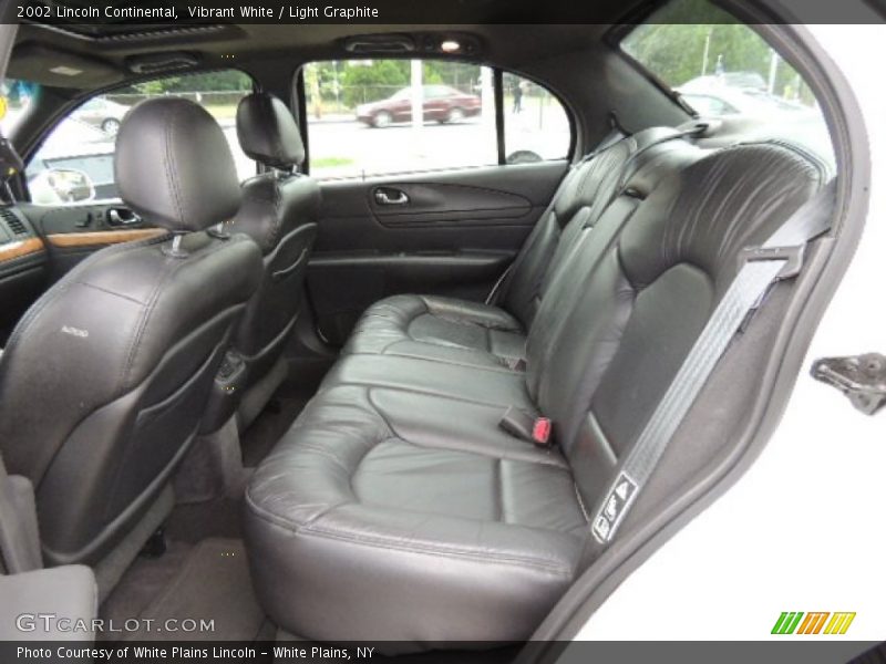 Vibrant White / Light Graphite 2002 Lincoln Continental