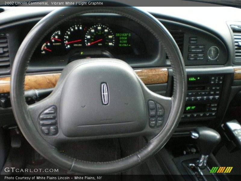 Vibrant White / Light Graphite 2002 Lincoln Continental