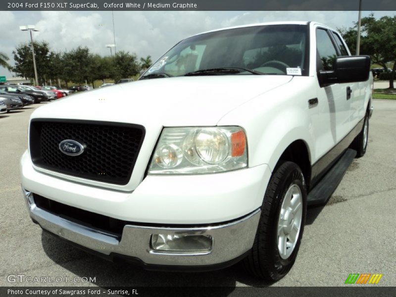 Oxford White / Medium Graphite 2004 Ford F150 XLT SuperCab