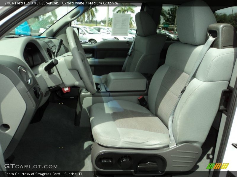 Oxford White / Medium Graphite 2004 Ford F150 XLT SuperCab