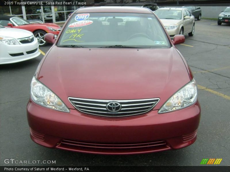 Salsa Red Pearl / Taupe 2005 Toyota Camry LE
