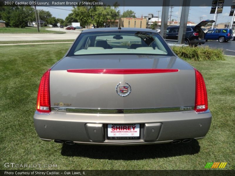 Radiant Bronze / Shale/Cocoa 2007 Cadillac DTS Luxury