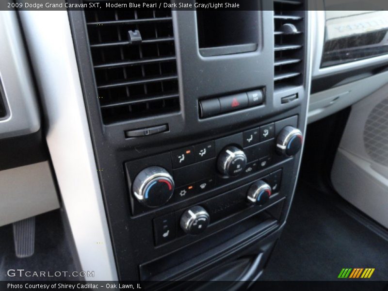 Modern Blue Pearl / Dark Slate Gray/Light Shale 2009 Dodge Grand Caravan SXT