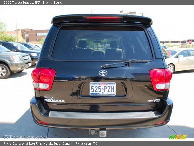 Black / Taupe 2006 Toyota Sequoia SR5