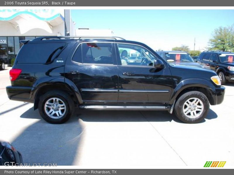 Black / Taupe 2006 Toyota Sequoia SR5