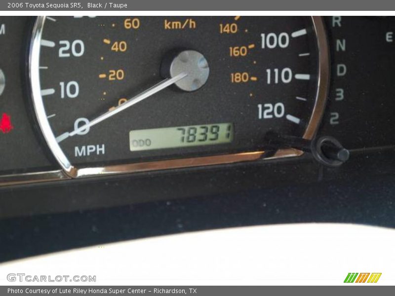 Black / Taupe 2006 Toyota Sequoia SR5