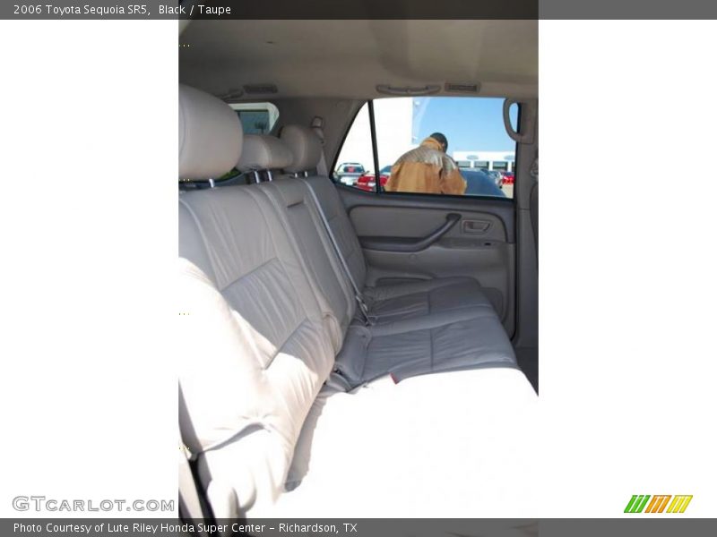 Black / Taupe 2006 Toyota Sequoia SR5