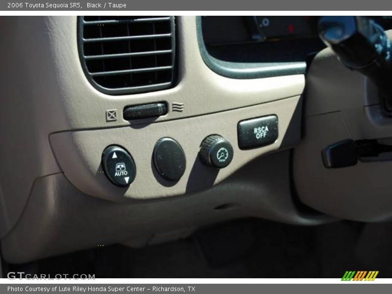 Black / Taupe 2006 Toyota Sequoia SR5