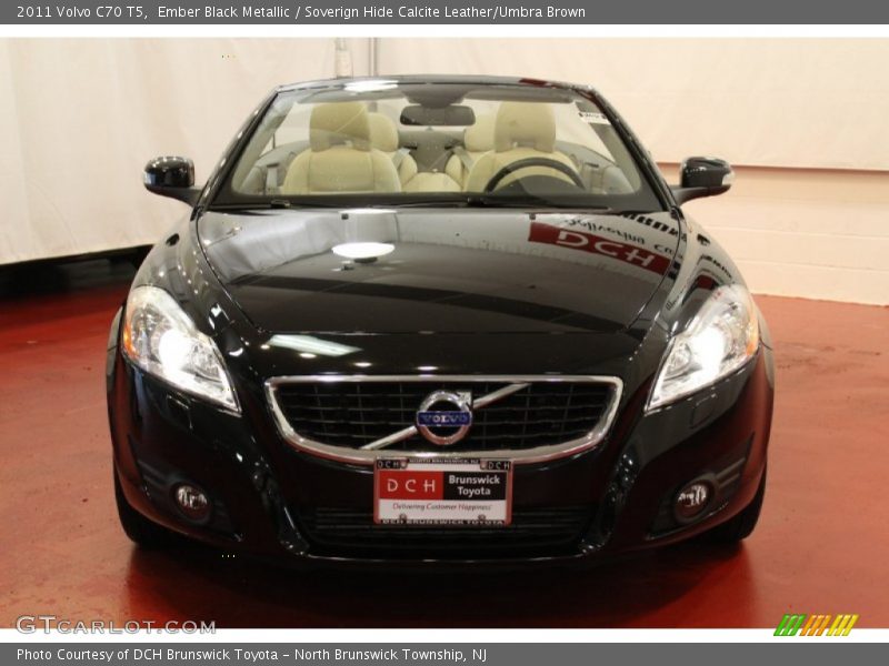 Ember Black Metallic / Soverign Hide Calcite Leather/Umbra Brown 2011 Volvo C70 T5