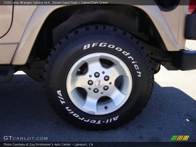 Desert Sand Pearl / Camel/Dark Green 2000 Jeep Wrangler Sahara 4x4