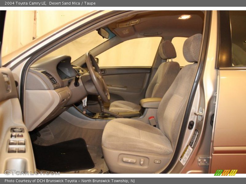 Desert Sand Mica / Taupe 2004 Toyota Camry LE