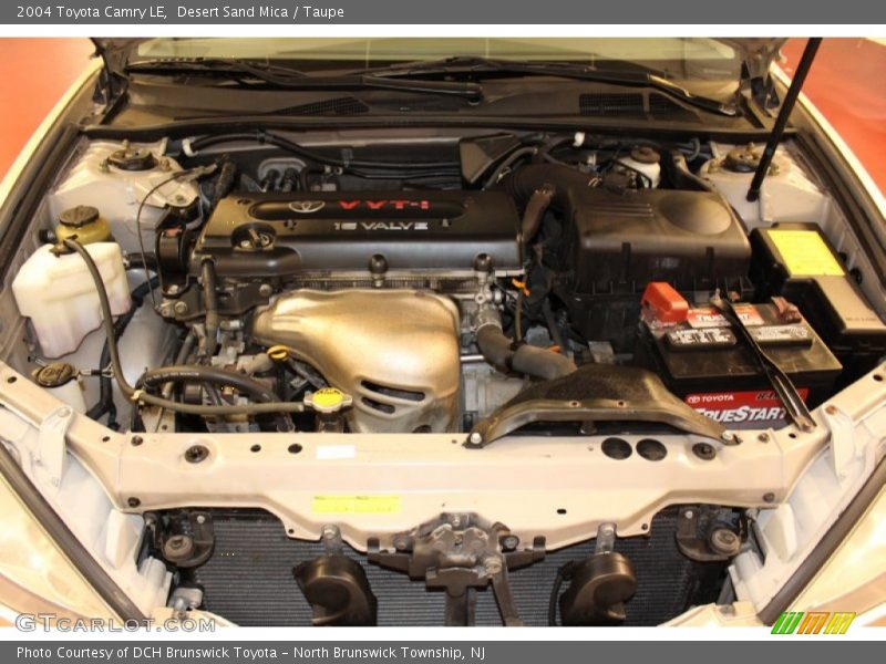Desert Sand Mica / Taupe 2004 Toyota Camry LE