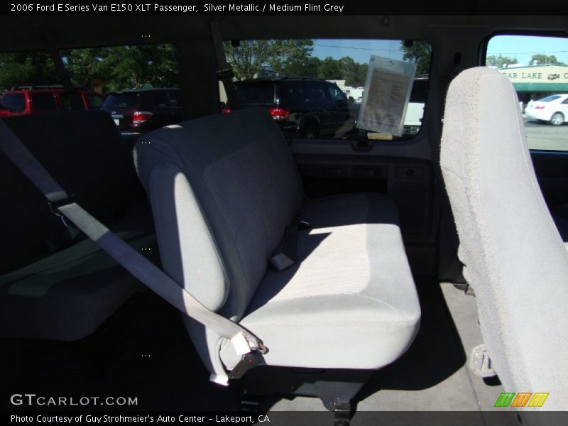 Silver Metallic / Medium Flint Grey 2006 Ford E Series Van E150 XLT Passenger