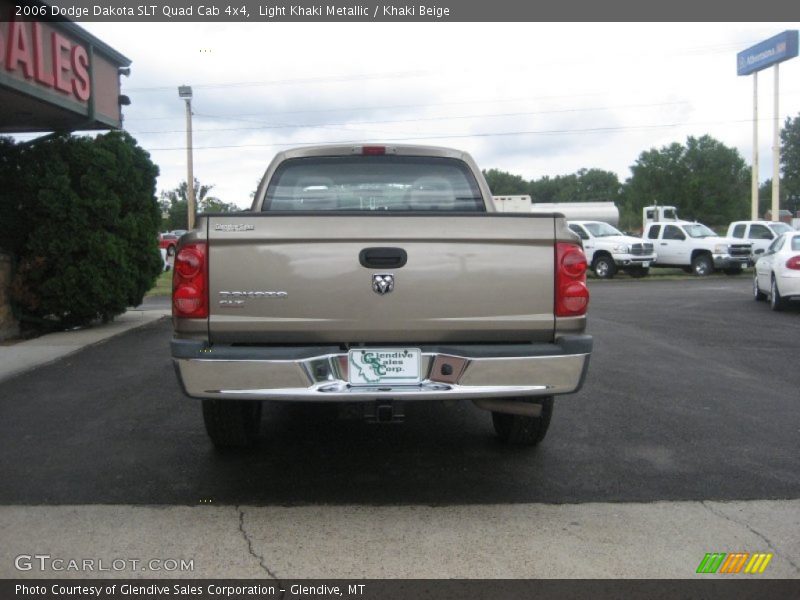 Light Khaki Metallic / Khaki Beige 2006 Dodge Dakota SLT Quad Cab 4x4