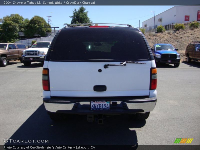 Summit White / Gray/Dark Charcoal 2004 Chevrolet Tahoe LS