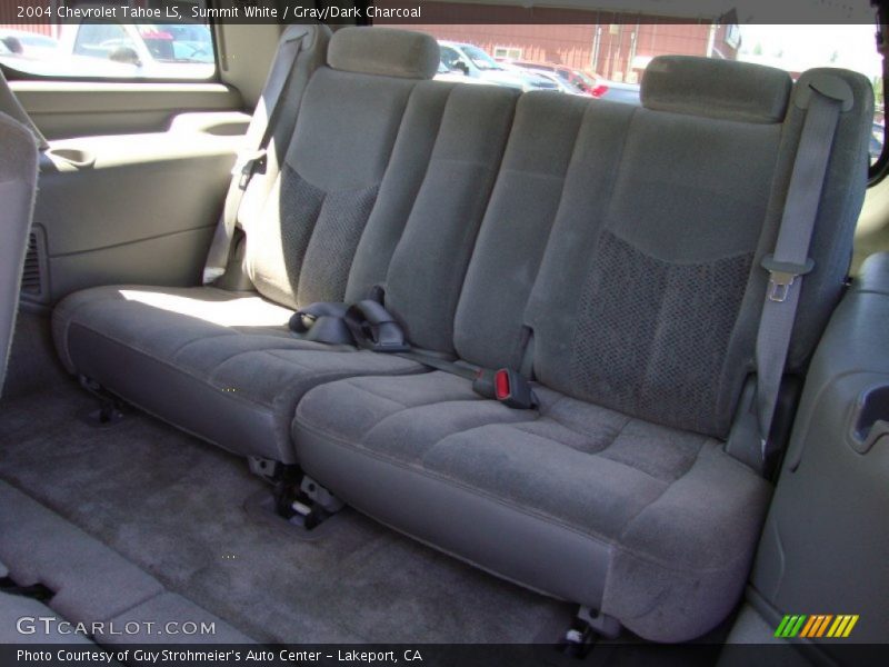 Summit White / Gray/Dark Charcoal 2004 Chevrolet Tahoe LS