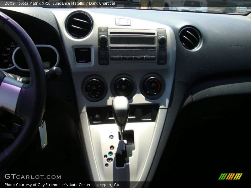 Controls of 2009 Matrix XRS