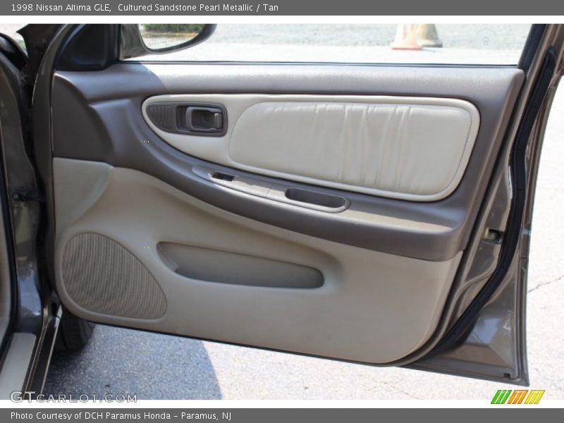 Door Panel of 1998 Altima GLE