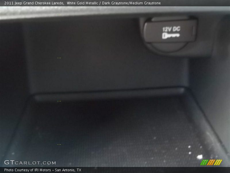 White Gold Metallic / Dark Graystone/Medium Graystone 2011 Jeep Grand Cherokee Laredo