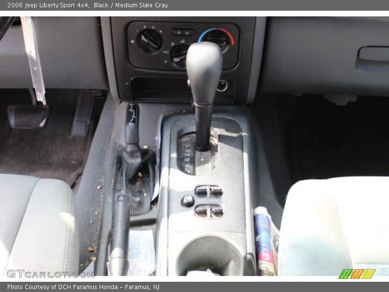 Black / Medium Slate Gray 2006 Jeep Liberty Sport 4x4