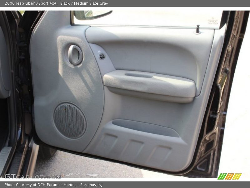 Black / Medium Slate Gray 2006 Jeep Liberty Sport 4x4