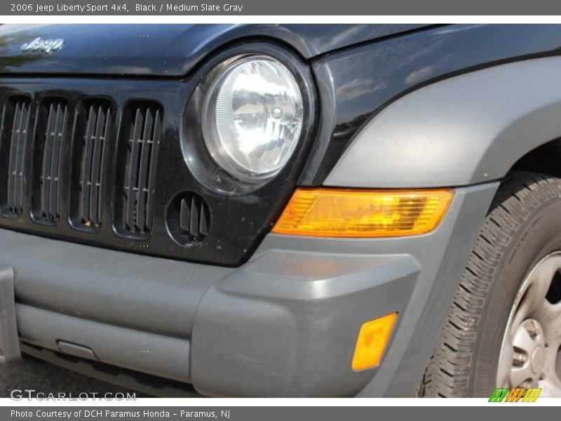 Black / Medium Slate Gray 2006 Jeep Liberty Sport 4x4