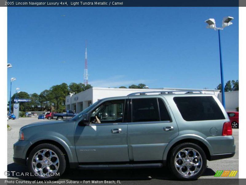 Light Tundra Metallic / Camel 2005 Lincoln Navigator Luxury 4x4