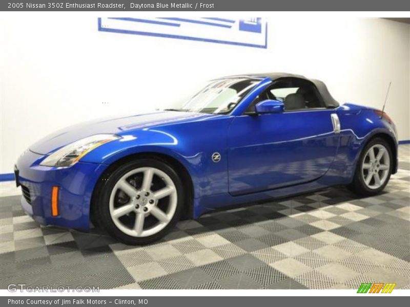 Daytona Blue Metallic / Frost 2005 Nissan 350Z Enthusiast Roadster