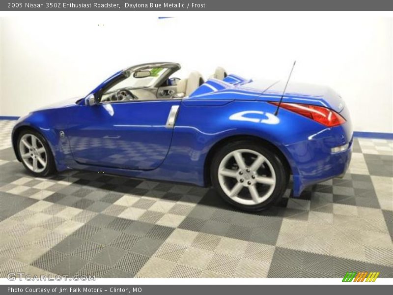 Daytona Blue Metallic / Frost 2005 Nissan 350Z Enthusiast Roadster