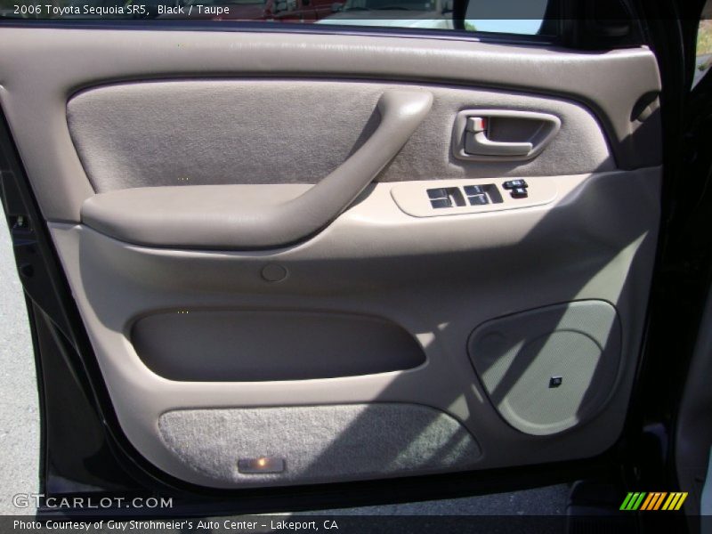 Black / Taupe 2006 Toyota Sequoia SR5