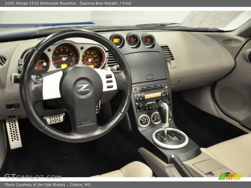 Dashboard of 2005 350Z Enthusiast Roadster