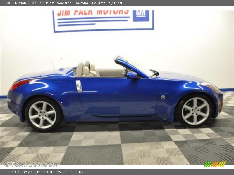 Daytona Blue Metallic / Frost 2005 Nissan 350Z Enthusiast Roadster