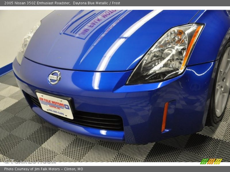 Daytona Blue Metallic / Frost 2005 Nissan 350Z Enthusiast Roadster