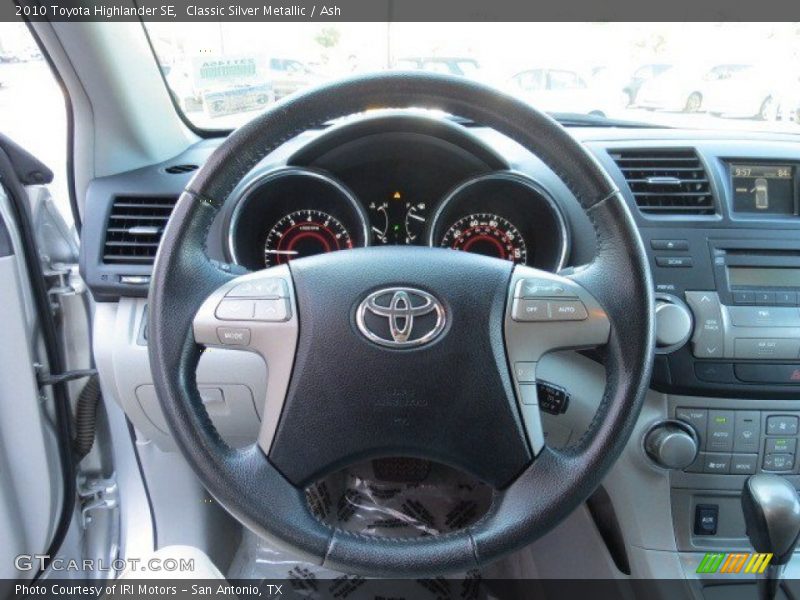 Classic Silver Metallic / Ash 2010 Toyota Highlander SE