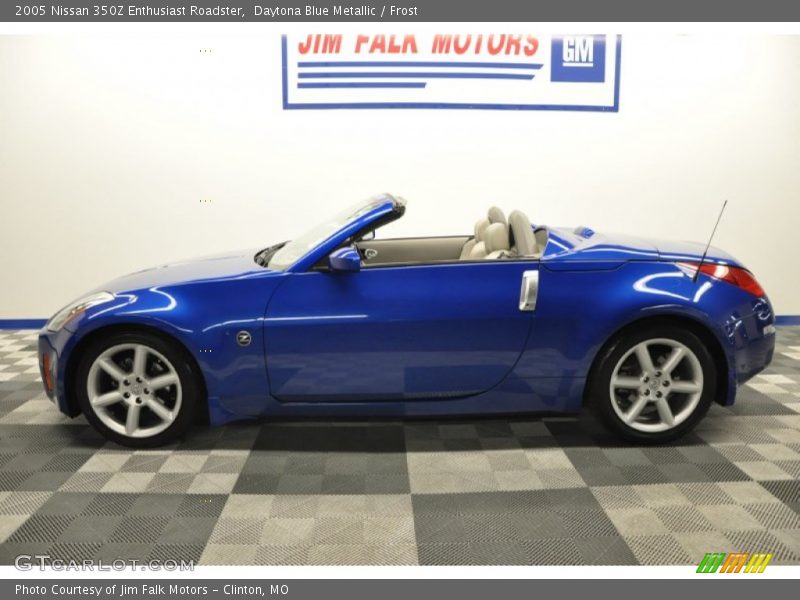 Daytona Blue Metallic / Frost 2005 Nissan 350Z Enthusiast Roadster
